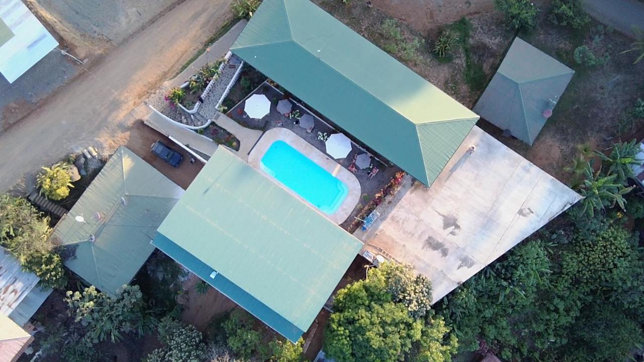 Hotel Margarita And Tour Operator Drakes Bay Exteriör bild
